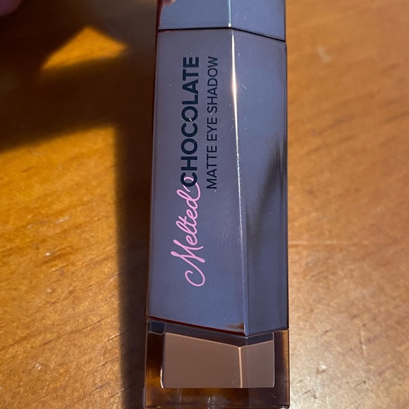 Too Faced Melted Chocolate Matte Eye Shadow - Picture 6 of 14
